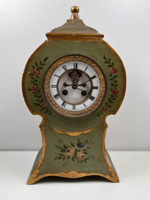 Ancienne pendule ou cartel en bois et stuc