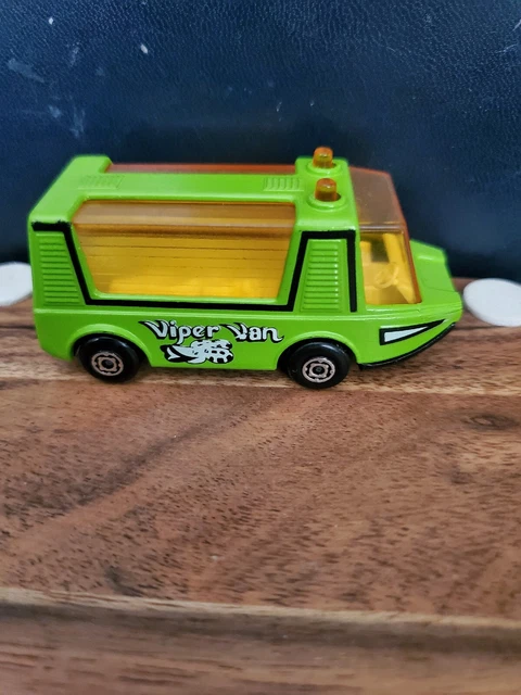 1980 LESNEY MATCHBOX #46 Viper Van Stretcha Fetcha Green Sealed