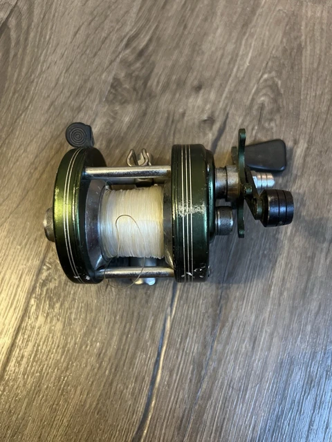 VINTAGE HEDDON MARK IV Model 3200 Baitcasting Reel *Made in Japan