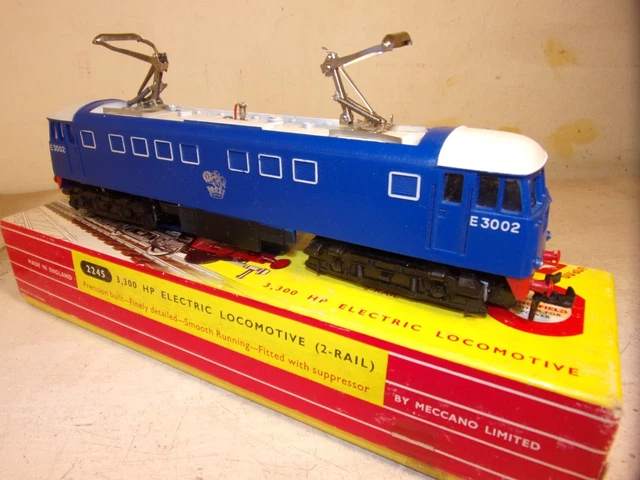 Hornby Dublo - 3245- 3300hp Bo-Bo Electric Loco E3002-3 RAIL-superb/boxd c1965