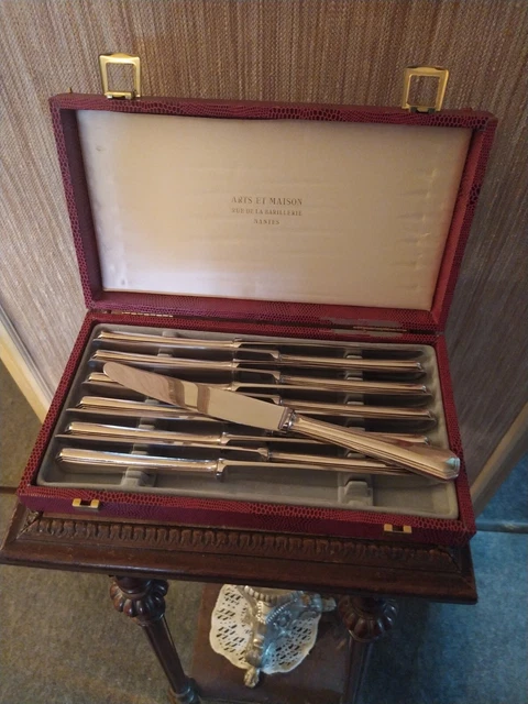 12 grands couteaux de table ART DECO métal argenté BOULENGER