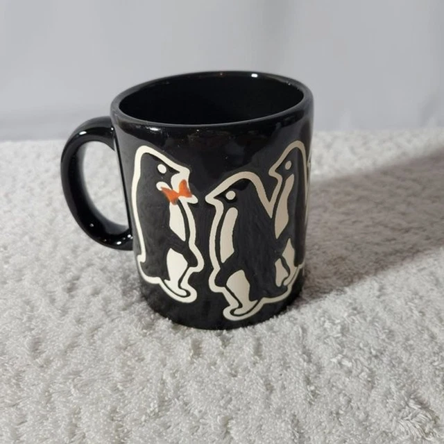 Waechtersbach Spain Black Penguin Mug