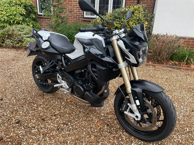 2016 16 BMW F800R Sport Excellent condition and full service