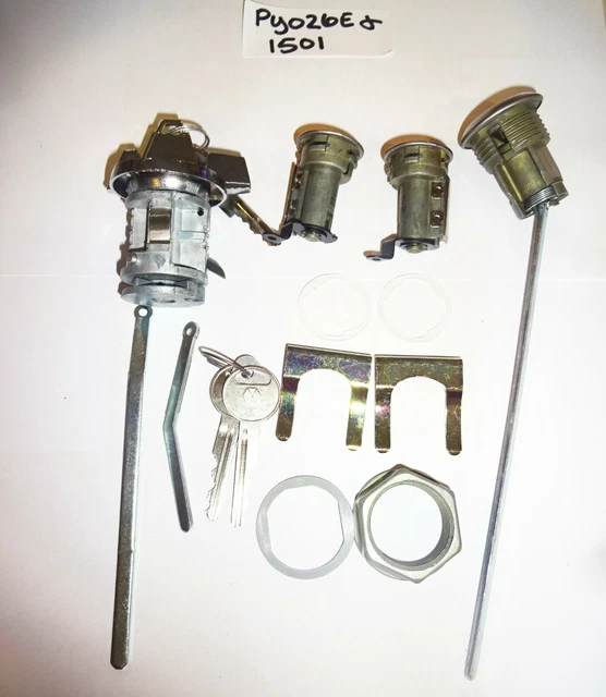 197374 DODGE CHALLENGER Ignition/Door/Trunk Lock Set Mopar Standard