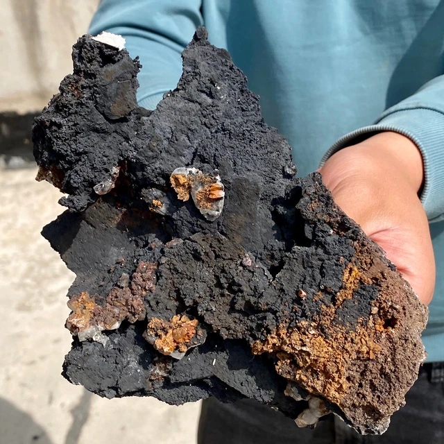 2.5LB Black carbon and sand mixed in quartz crystal cluster-AE917 10