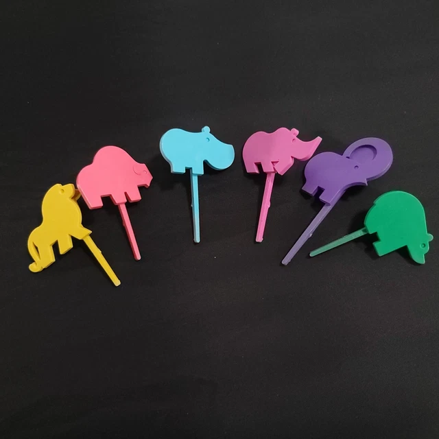 VINTAGE TUPPERWARE PRIMARY Zoo Animals Birthday Cake Candle Holders 6