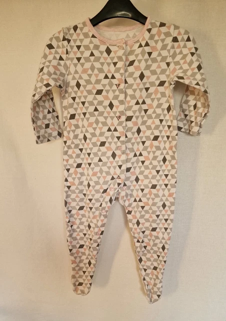 Pacchetto vestiti per bambine età 6-9 Mths. Usato. Buone condizioni. Marche miste. 4