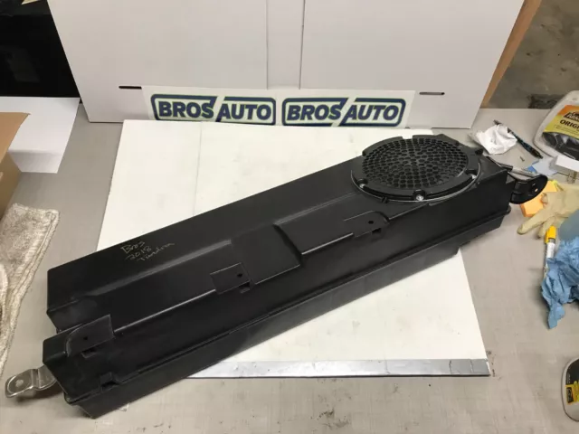 2017 2018 Toyota Tundra Limited JBL Subwoofer Speaker Assembly 86150-0C040 OEM