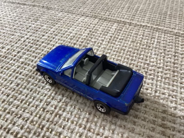 Matchbox Ford Escort XR3i Cabrio in blau von 1985 2