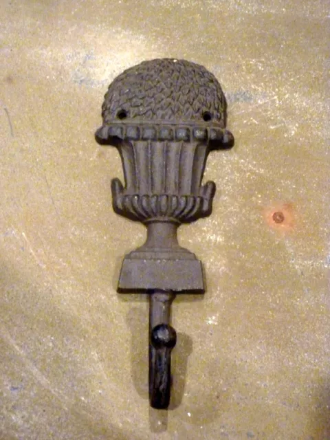 Cast Iron Metal Topiary Urn Coat Bath Towel Kitchen Wall Hook Home Garden Decor