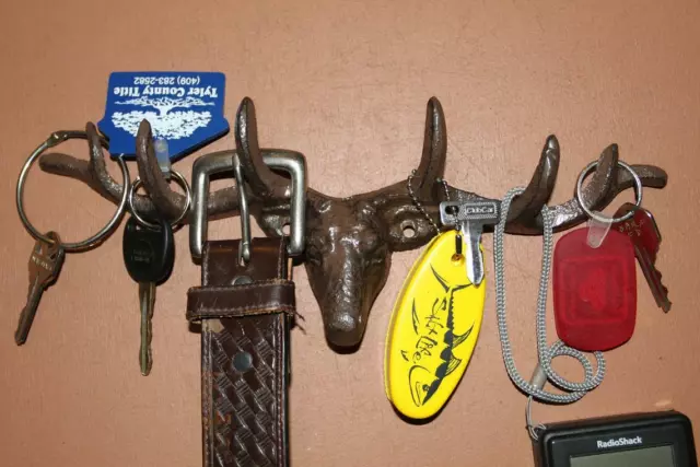 Cast Iron Antler Key Hooks Rack - 1 of W-73