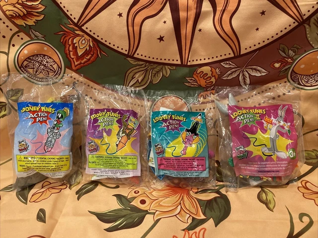 Lot of Four Sealed Wendy’s Kids Meal Looney Tunes Action Pens and Action Pens 2
