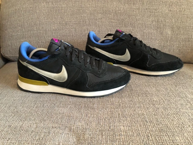 Nike internationalist on sale size 10