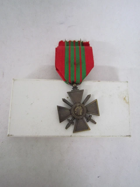 Médaille Militaire Espagnole Croix CONSTANCIA MILITAR - Période Franco - Originale, Bon état