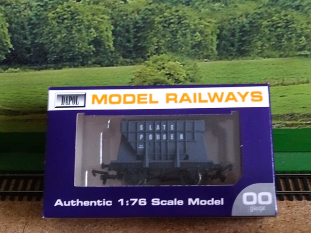 Dapol  B739 Slate Powder Prestflo Wagon.  Dark Grey 00 Gauge. Brand New.
