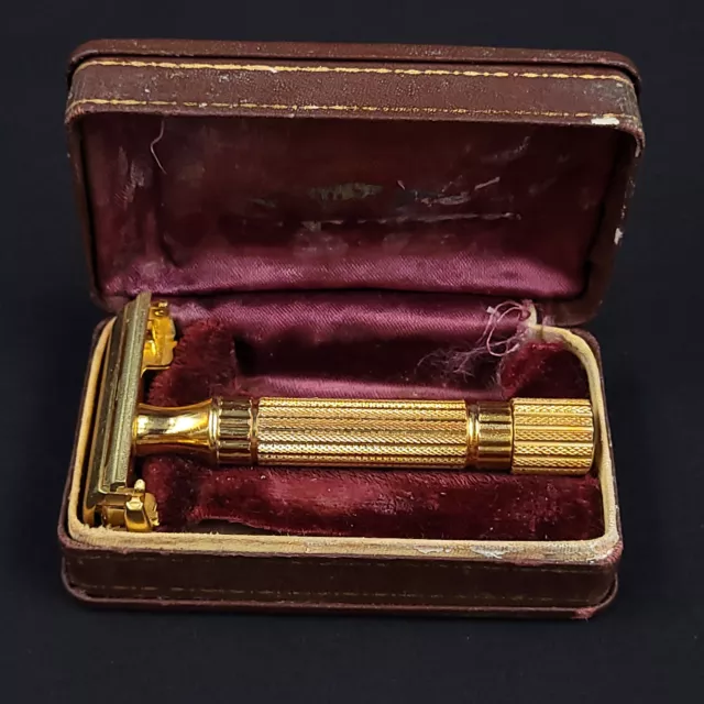 Vintage 1940's Gillette Gold Aristocrat DE TTO Safety Razor w/ Case