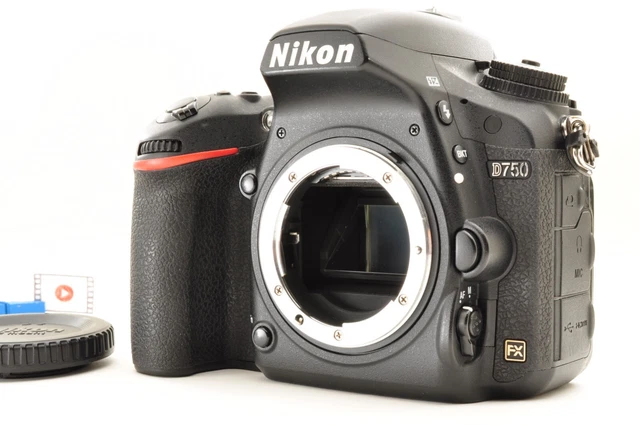 Nikon D5600 Boîtier NU - Reflex 24,2 Mpix