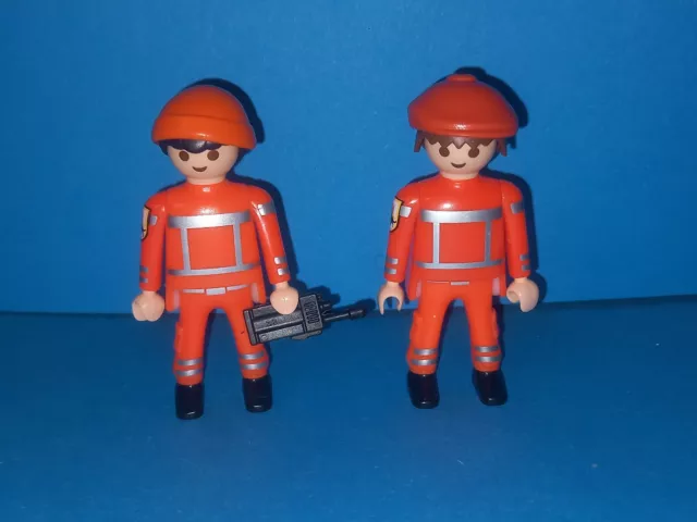 Playmobil 2x Figuren Männer aus Set 4227 Rettungshundestaffel Bergrettung RAR