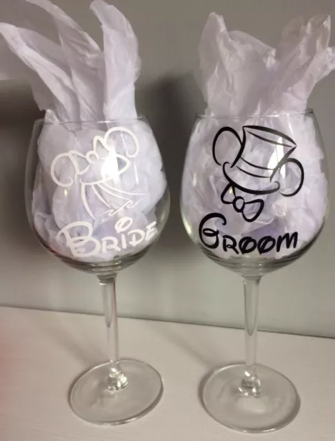 Calcomanía de vinilo copa de vino para boda novia novio Disney Mickey Minnie - solo pegatina 2