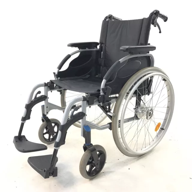 Rollstuhl Invacare Action² NG Faltrollstuhl Leichtlaufrollstuhl Sb 45 cm K3936