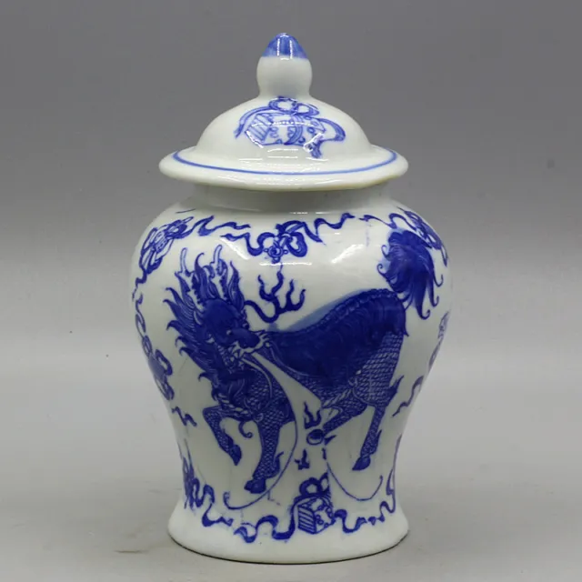 Chinese Antique blue and white porcelain kylin General Jar Qing Dynasty Qianlong