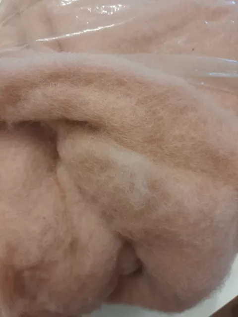 Lana Cardata Bottoni di lana Merinos per infeltrimento 300 gr in tre colori