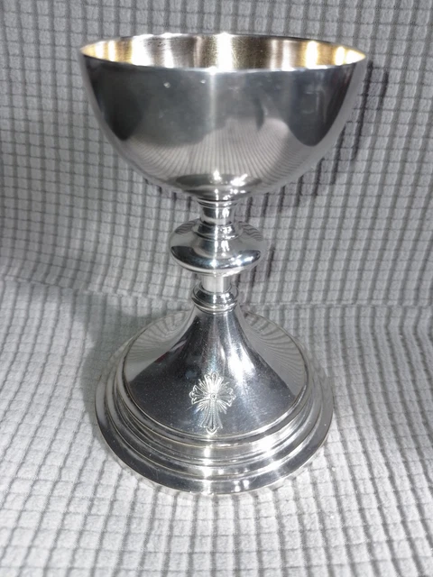 Chapelet De Voyage Ou Dizainier Ancien - Perles En Nacre Et Chaîne En Argent Massif - Avec Médaille Du Calice