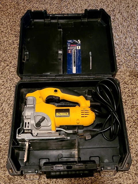 DEWALT DW331K 6.5-Amp Keyless T Shank Variable Speed Corded Jigsaw -TESTED/WORKS
