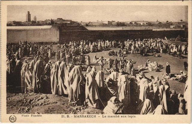 CPA AK MAROC MARRAKECH Le marché aux tapis Flandrin (37899)