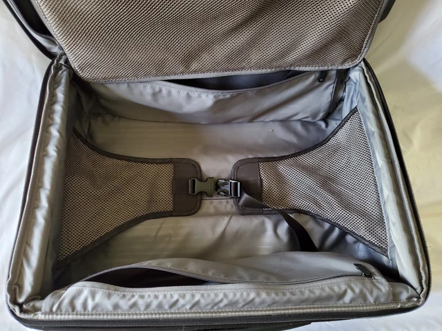 Tumi Black Luggage 20" Upright Wheeled Suitcase 2