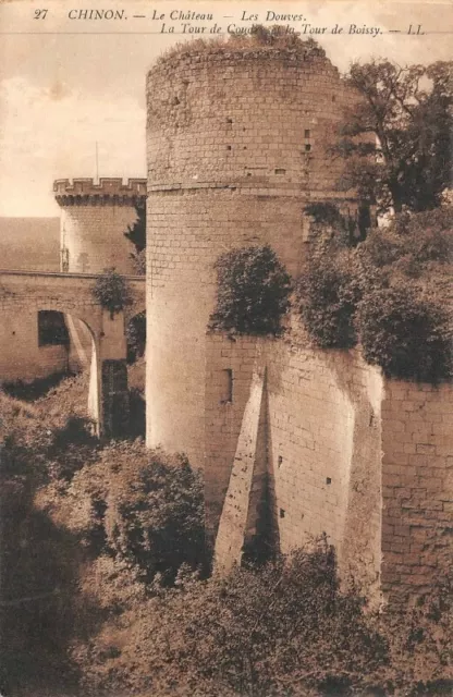 CHINON - le Château - les Douves - La Tour de Coudry et la Tour de Boissy