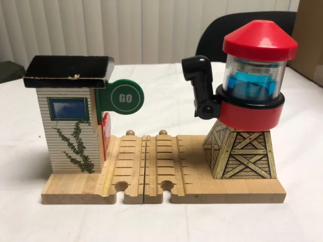 1999 Thomas The Tank Engine Stop and Go Signal, Water Tower Wooden Railway Brio