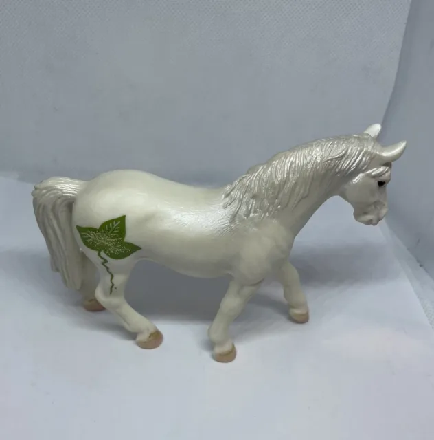 Schleich 2005 White Horse With Glitter And Green Leaf Figure