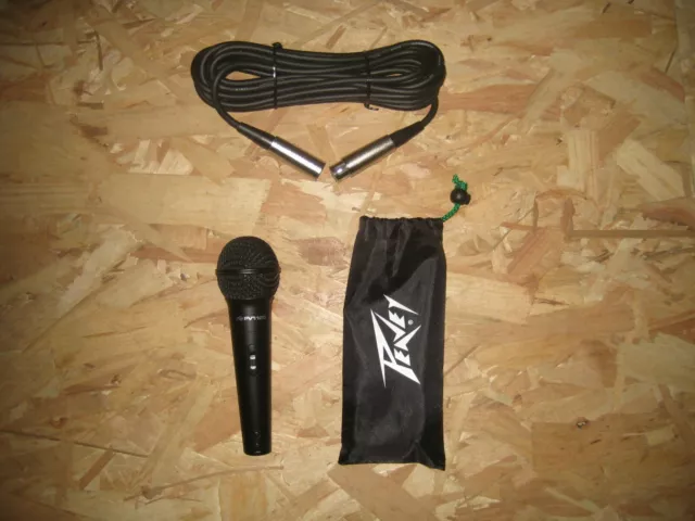 Micro filaire pour  Chant - PEAVEY - PVi 100 avec pochette  +  1 Câble XLR/XLR