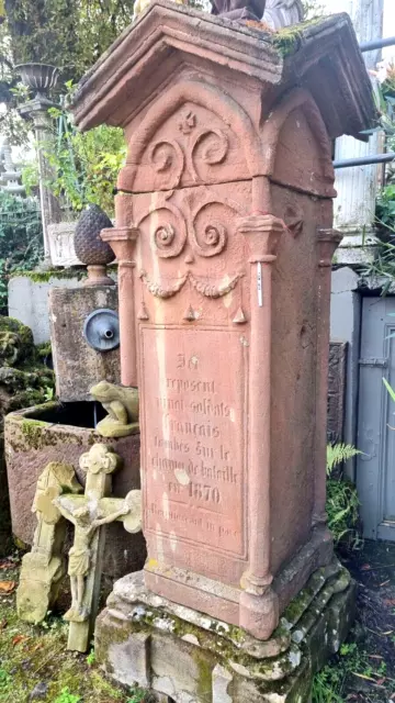 Große Gedenkstele Sandstein Säule datiert 1870 Unikat Höhe 205 cm