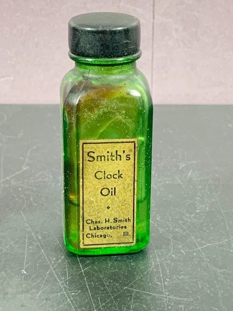 Antique Smiths Clock Oil Chaz. H. Smith Laboratories Chicago Il Green Bottle