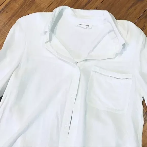 BEACH LUNCH LOUNGE white blouse shirt button up dressy pockets XS small ...