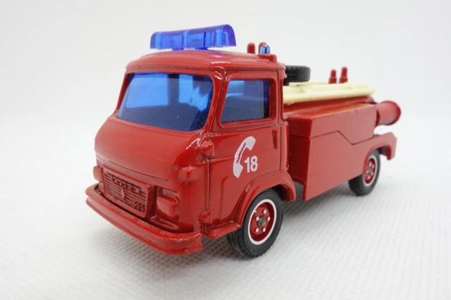 Camion Pompe-tonne Saviem 366 De Chez Solido - Échelle 1:43, Occasion