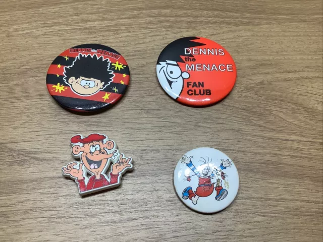 The Beano Dennis The Menace Gnasher Badges X4 Retro Rare Collectable Bundle