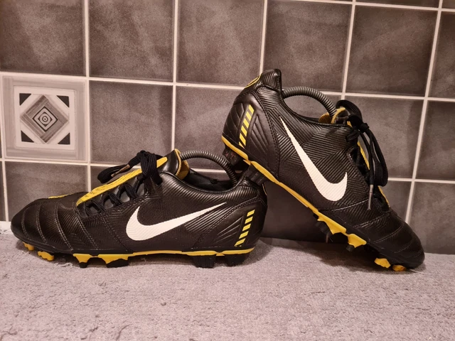 Nike total 90 yellow and black top