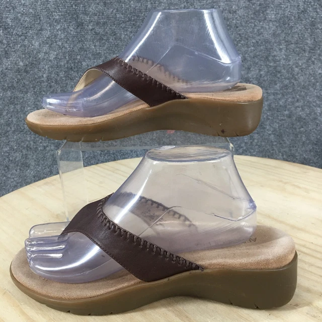 Aerosoles Sandals Womens 9 M Casual Comfort Slip On Thong Wedge Brown Leather