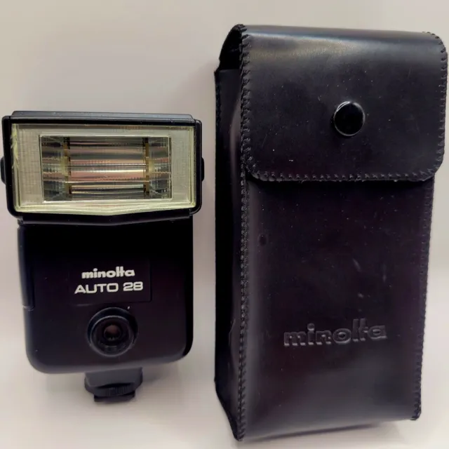 Minolta Auto 28 Hot Shoe Camera Mount Flash With Matching Minolta Flash Case