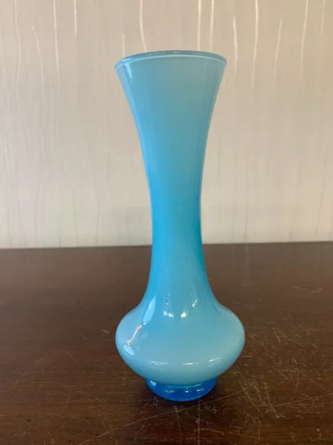 Jarrón Azul Opalino Baccarat?