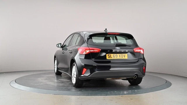 2020 Ford Focus 1.5 EcoBlue 95 Zetec 5dr Hatchback diesel Manual 3