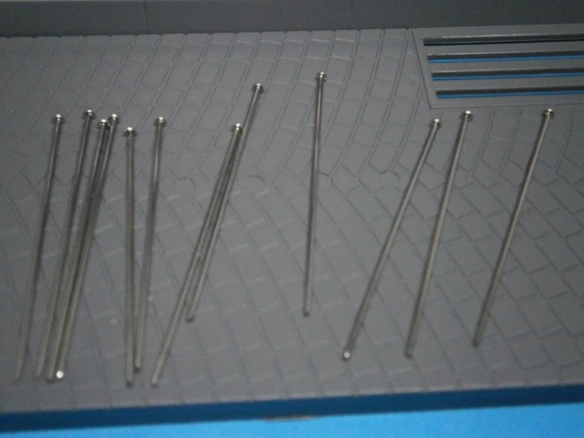 Lot De 12 Rivets En Aluminium - Pour Réparation Miniatures Dinky, Corgi, Solido - Neuf