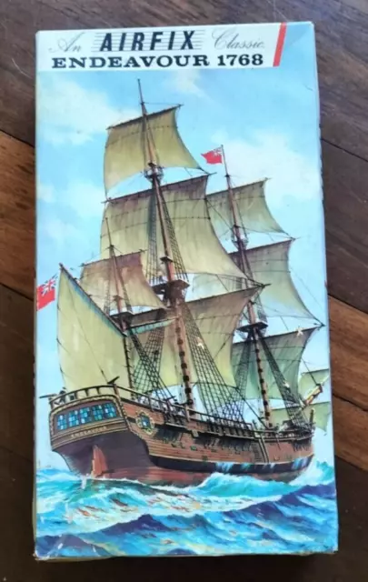 Vintage Historical Ship Model Kit Captain James Cook Endeavour 1768