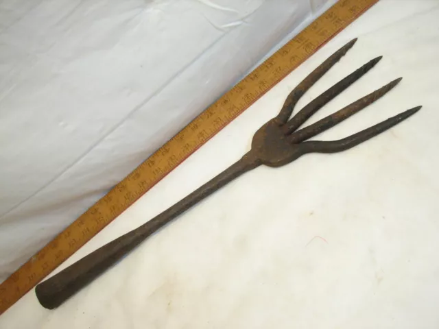 Antique Large 4-Tine Fish Eel Frog Gig Tool Spear Hand Forged Fishing Fork