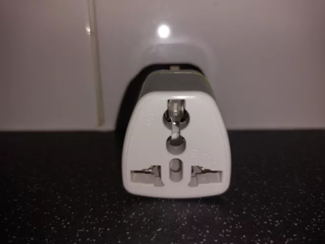 Stecker-Adapter Konverter auf UK 3-poliger Stecker US/EU/CHINA/Australien auf UK x 10