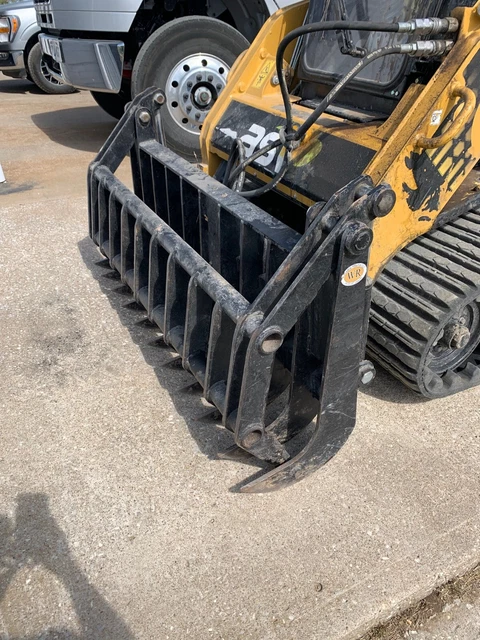 ANBO style 56" Heavy Duty Skid Steer Root & Brush Grapple Rake