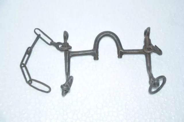 Vintage Ferro Fatto a Mano Unico Forma Cavallo Bridle / Punta